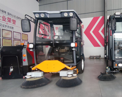 掃地車(chē)廠(chǎng)家 掃地車(chē)廠(chǎng)家