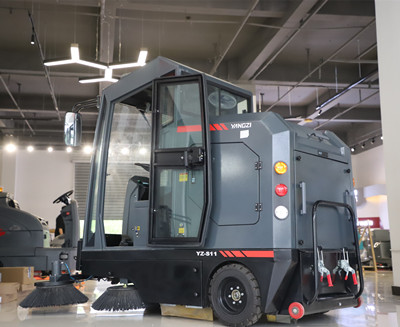 掃地車(chē) 掃地車(chē)